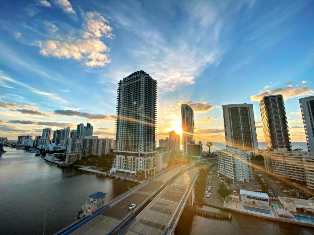 Million Dollar View At Hyde Resort And Residences Beverley Beach Eksteriør bilde